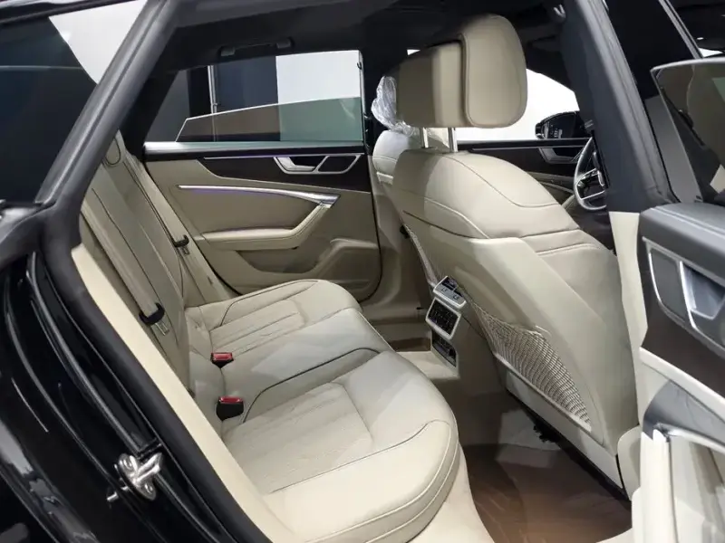 2022 Audi A7 с пробегом 30 837 км