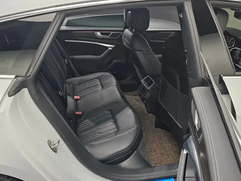 2021 Audi A7 с пробегом 40 806 км