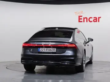 2022 Audi A7 с пробегом 35 484 км