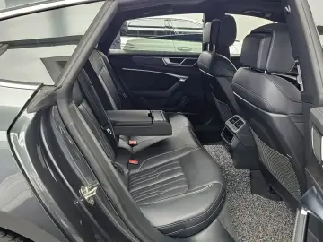 2021 Audi A7 с пробегом 68 882 км
