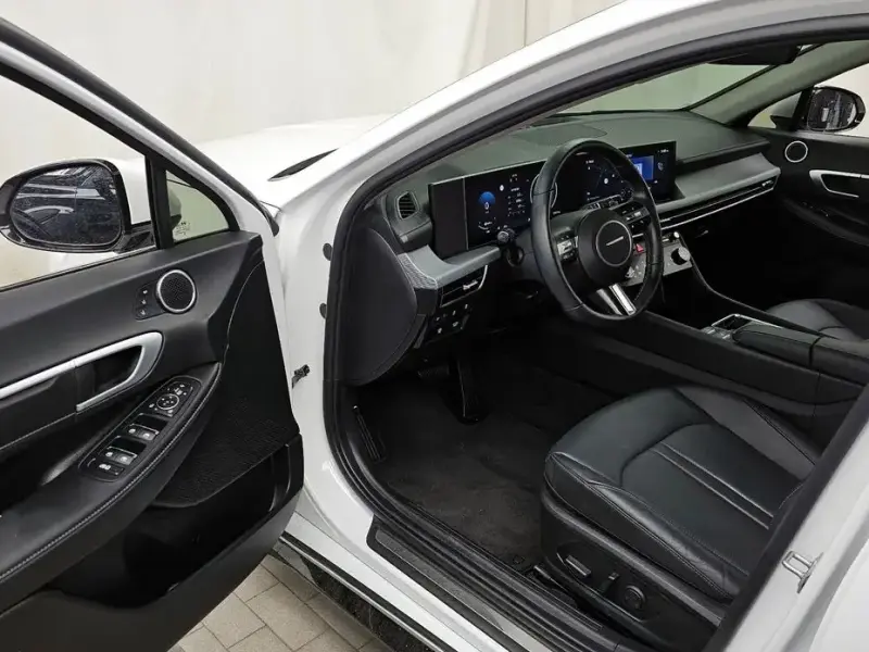 2024 Hyundai Sonata с пробегом 22 421 км