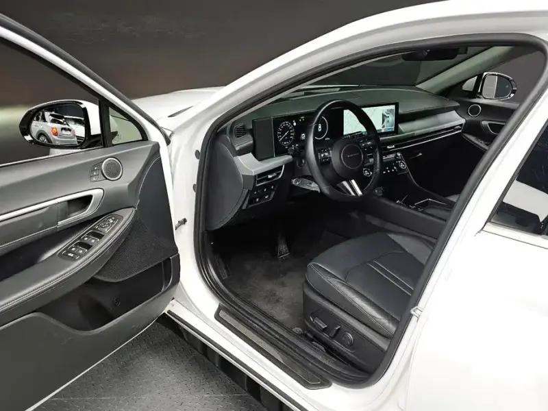 2024 Hyundai Sonata с пробегом 28 189 км