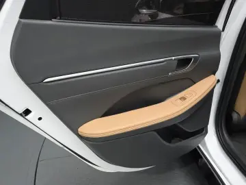 2023 Hyundai Sonata с пробегом 31 159 км