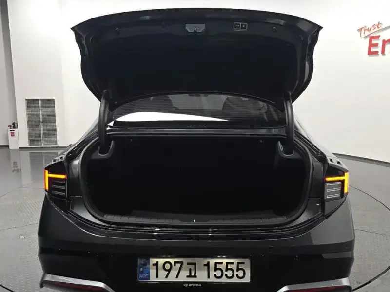 2025 Hyundai Sonata с пробегом 23 619 км