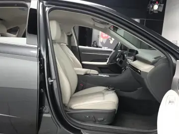2025 Hyundai Sonata с пробегом 23 619 км