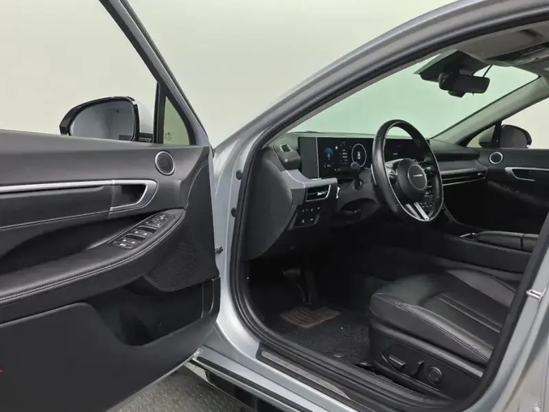 2023 Hyundai Sonata с пробегом 31 636 км