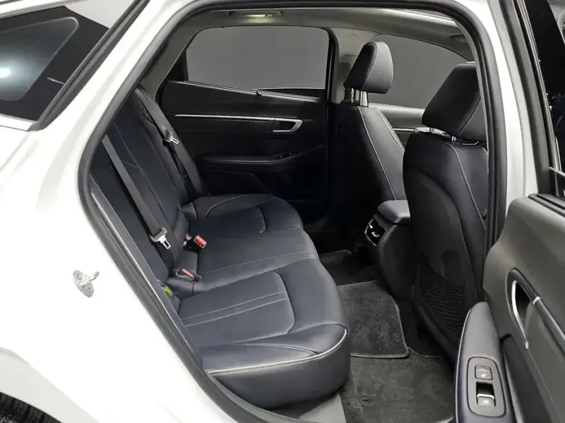 2023 Hyundai Sonata с пробегом 21 678 км