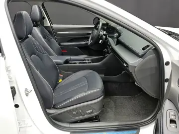 2023 Hyundai Sonata с пробегом 21 678 км