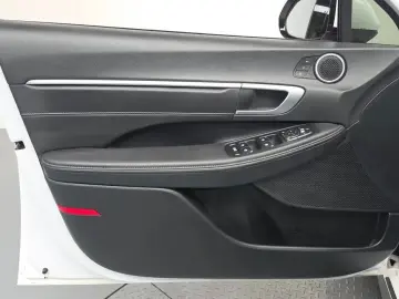 2023 Hyundai Sonata с пробегом 88 272 км