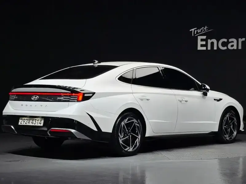 2024 Hyundai Sonata с пробегом 24 639 км