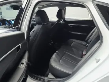 2024 Hyundai Sonata с пробегом 24 639 км
