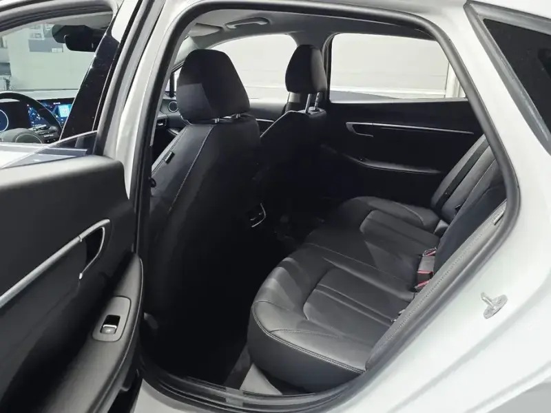 2024 Hyundai Sonata с пробегом 24 639 км