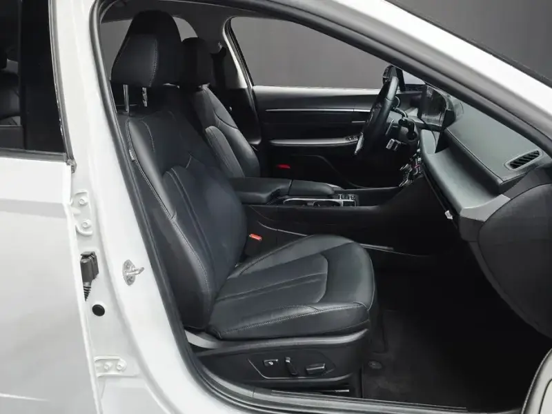 2024 Hyundai Sonata с пробегом 24 639 км