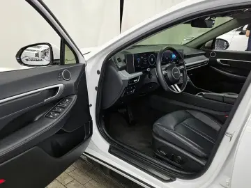 2024 Hyundai Sonata с пробегом 28 593 км