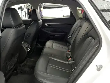 2024 Hyundai Sonata с пробегом 28 593 км