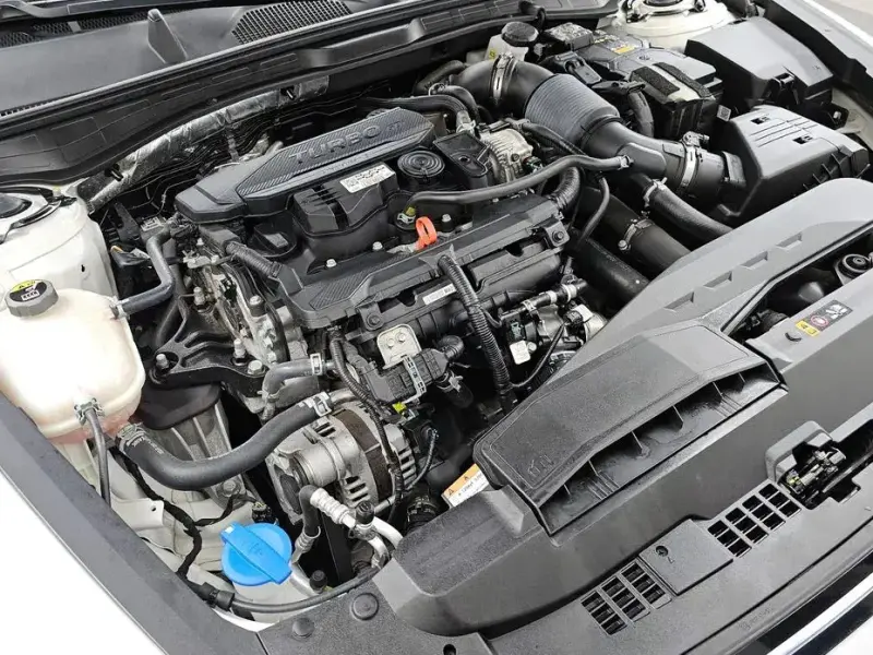 2023 Hyundai Sonata с пробегом 49 692 км