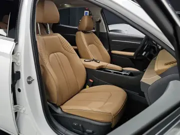 2024 Hyundai Sonata с пробегом 10 517 км