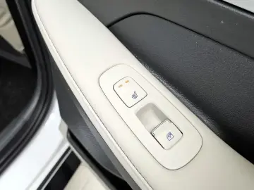 2023 Hyundai Sonata с пробегом 49 692 км