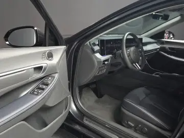 2024 Hyundai Sonata с пробегом 37 577 км