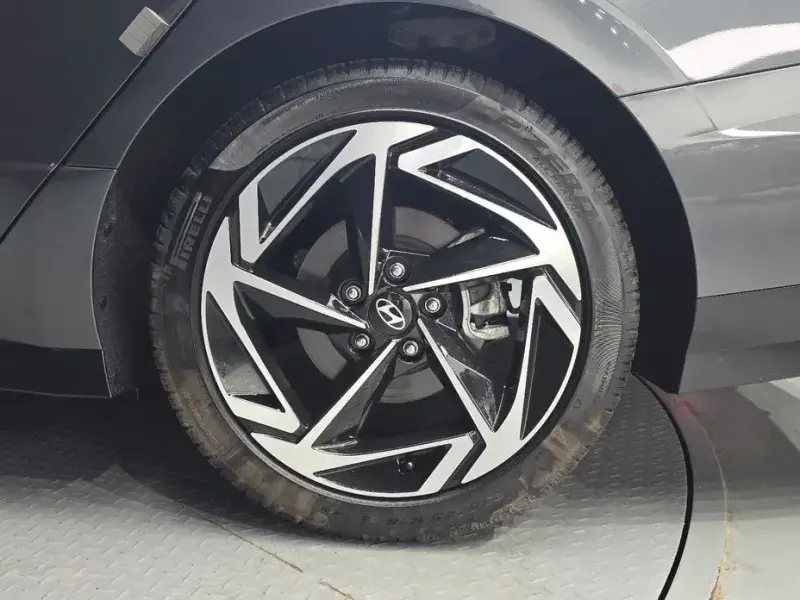 2024 Hyundai Sonata с пробегом 37 577 км