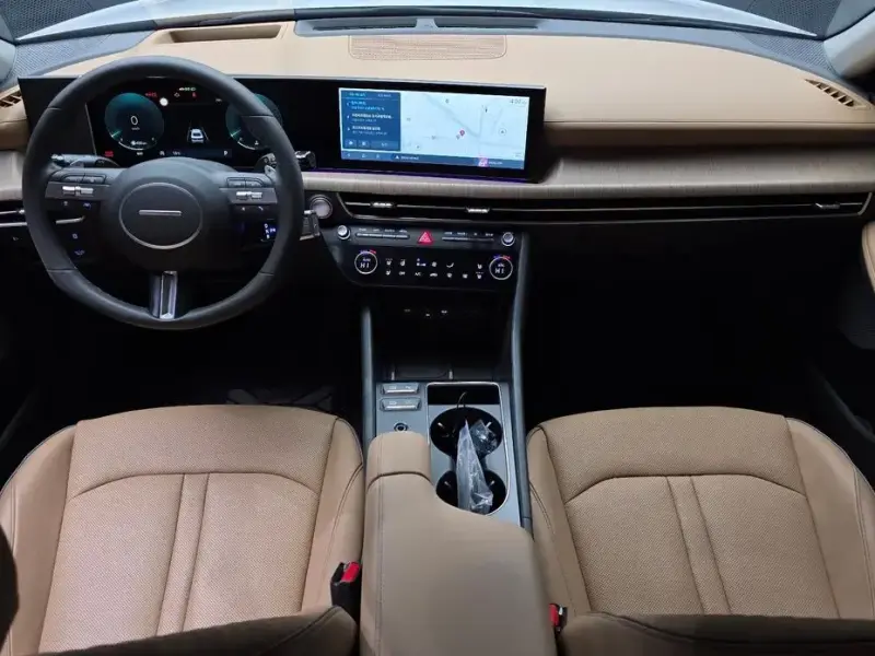 2025 Hyundai Sonata с пробегом 7 396 км