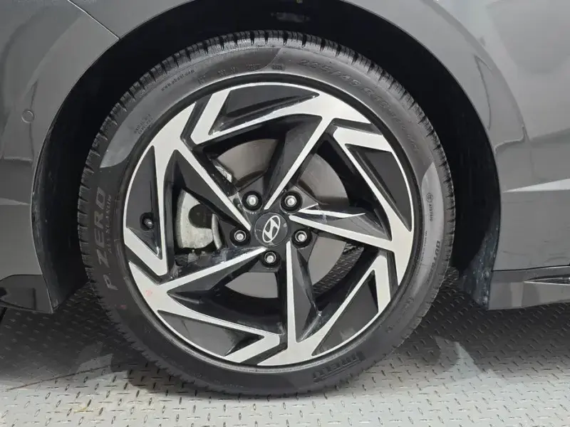 2025 Hyundai Sonata с пробегом 14 273 км