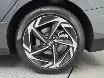 2025 Hyundai Sonata с пробегом 14 273 км