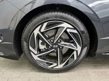 2025 Hyundai Sonata с пробегом 6 917 км
