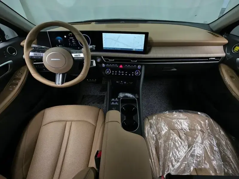 2025 Hyundai Sonata с пробегом 6 917 км