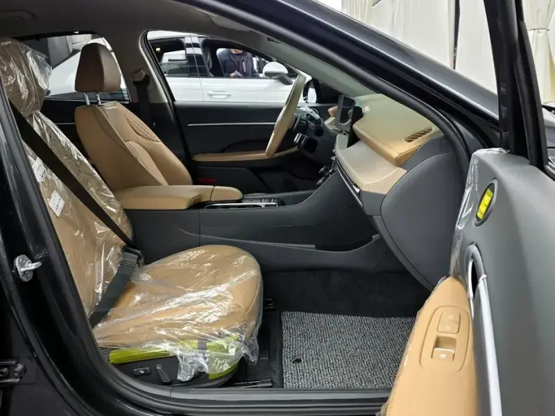 2025 Hyundai Sonata с пробегом 6 917 км