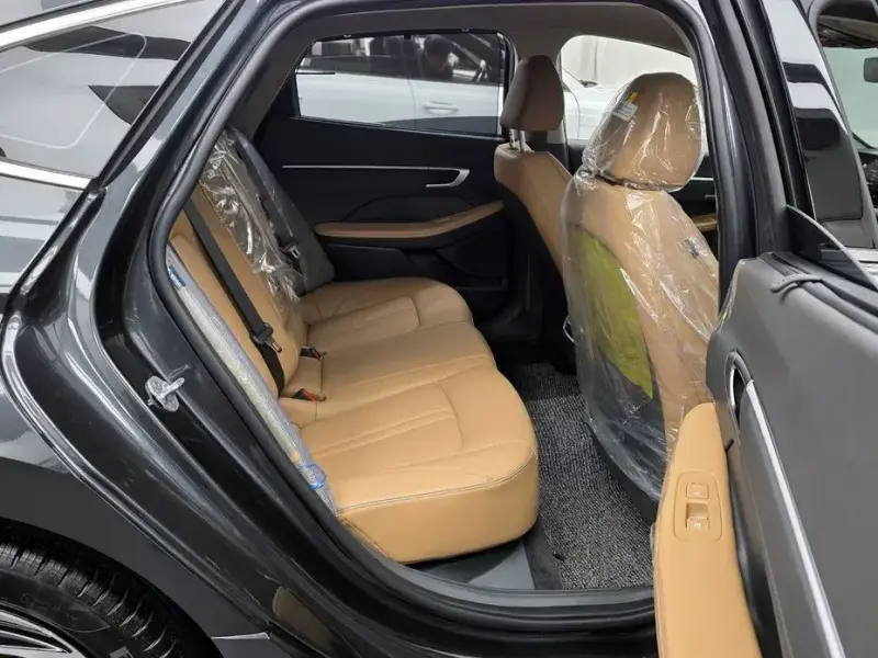 2025 Hyundai Sonata с пробегом 6 917 км