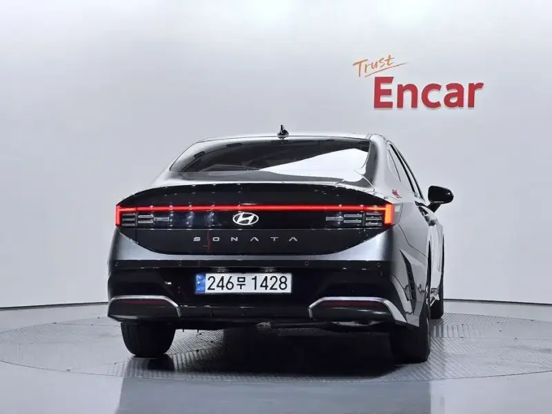 2025 Hyundai Sonata с пробегом 9 775 км