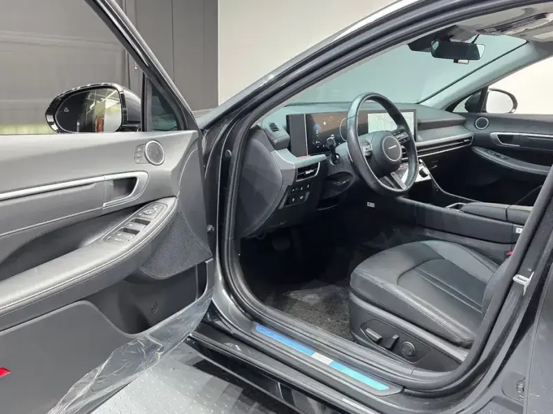 2025 Hyundai Sonata с пробегом 9 775 км