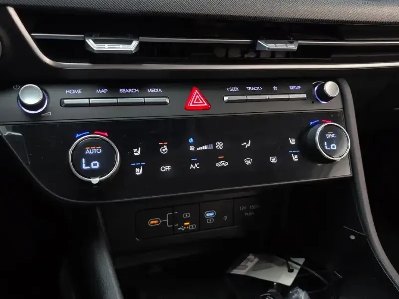 2025 Hyundai Sonata с пробегом 9 775 км
