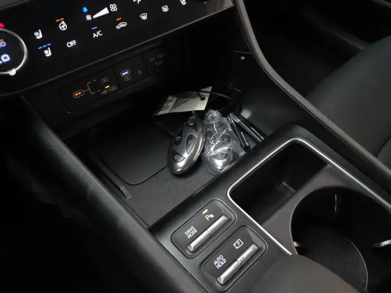 2025 Hyundai Sonata с пробегом 9 775 км