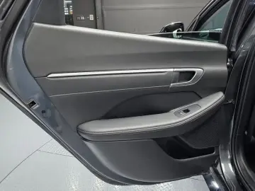 2025 Hyundai Sonata с пробегом 9 775 км