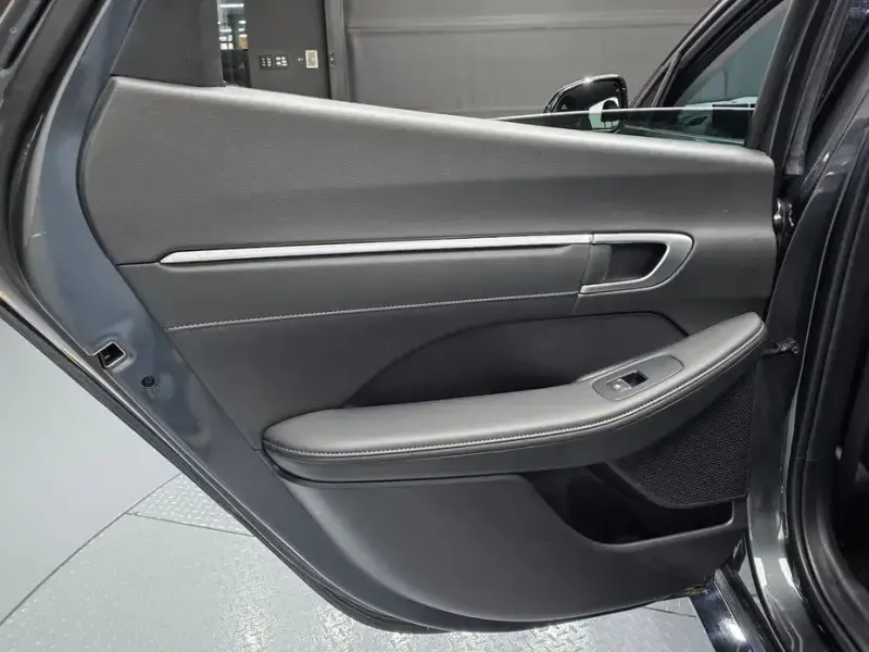 2025 Hyundai Sonata с пробегом 9 775 км