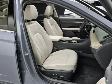 2024 Hyundai Sonata с пробегом 8 812 км