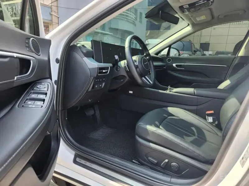 2025 Hyundai Sonata с пробегом 13 790 км