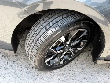 2025 Hyundai Sonata с пробегом 15 077 км