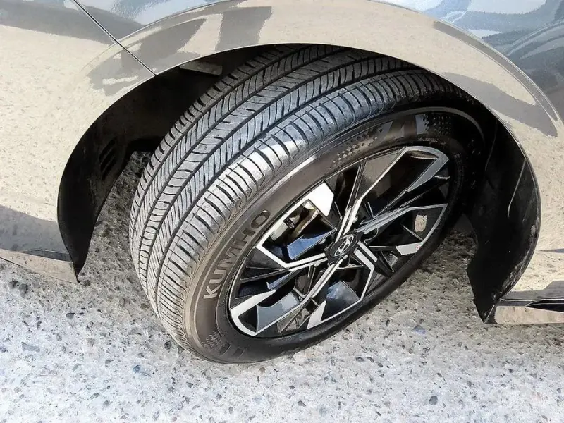 2025 Hyundai Sonata с пробегом 15 077 км