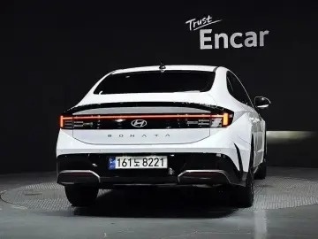 2023 Hyundai Sonata с пробегом 33 127 км