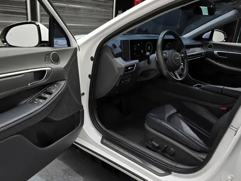 2023 Hyundai Sonata с пробегом 43 454 км
