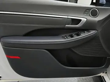 2023 Hyundai Sonata с пробегом 43 454 км