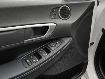 2023 Hyundai Sonata с пробегом 43 454 км