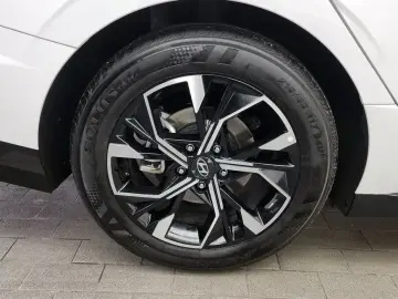2025 Hyundai Sonata с пробегом 9 402 км