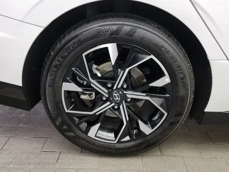 2025 Hyundai Sonata с пробегом 9 402 км