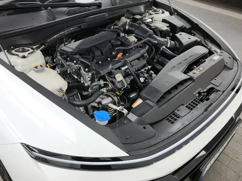 2025 Hyundai Sonata с пробегом 9 402 км
