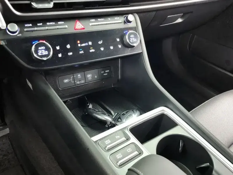 2025 Hyundai Sonata с пробегом 9 402 км