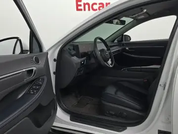 2024 Hyundai Sonata с пробегом 42 820 км